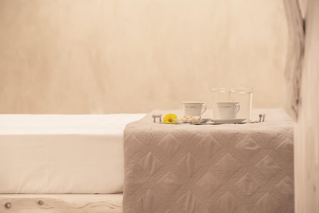 Love Nest With Hot Tub, Hammam & Outdoor Cinema Akrotírion Exterior foto